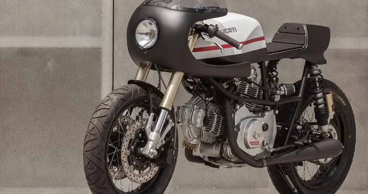 Cagiva Alazzurra "The Pantah 350" by Capelo’s Garage