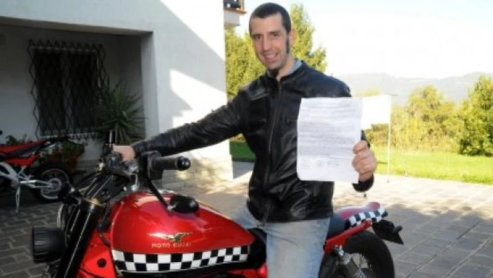 Beccata dall'autovelox una Guzzi a 616km/h!
