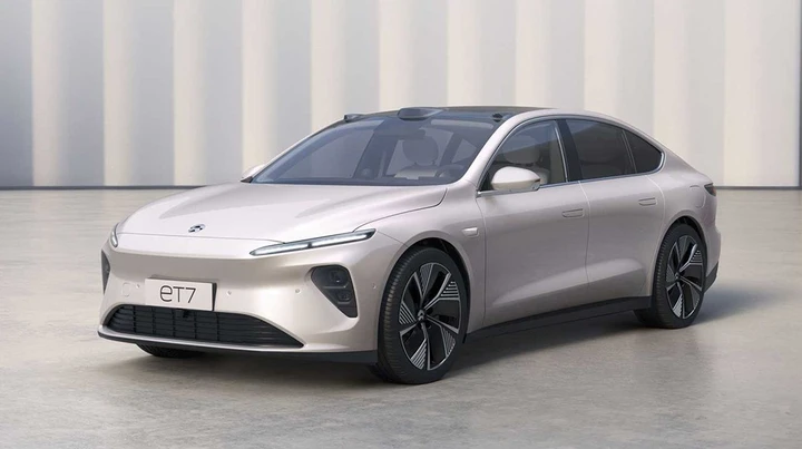 NIO ET7: l’elettrica cinese che non teme Tesla