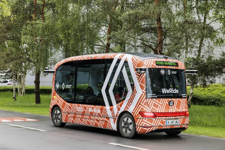 Renault e il trasporto pubblico con guida autonoma di livello 4