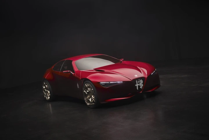 Alfa Romeo Cuorerosso, la coupé del futuro: V6 ibrido, quattro posti e tecnologia unica