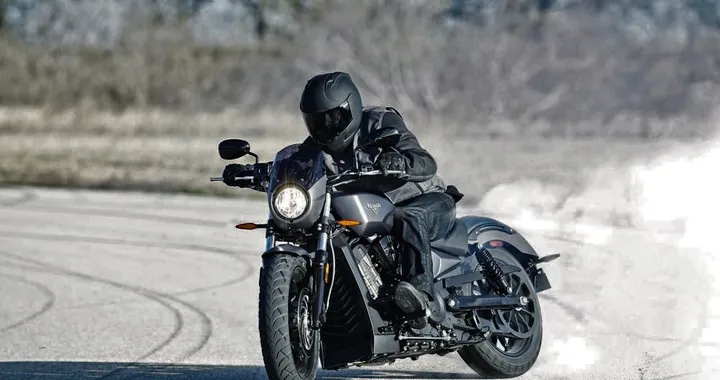 La Victory Octane ed il Burnout più lungo al mondo [Video]