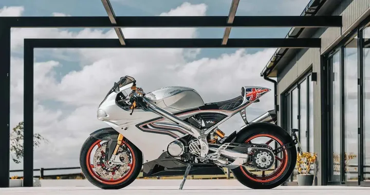 TVS lavora su una nuova gamma di moto Norton