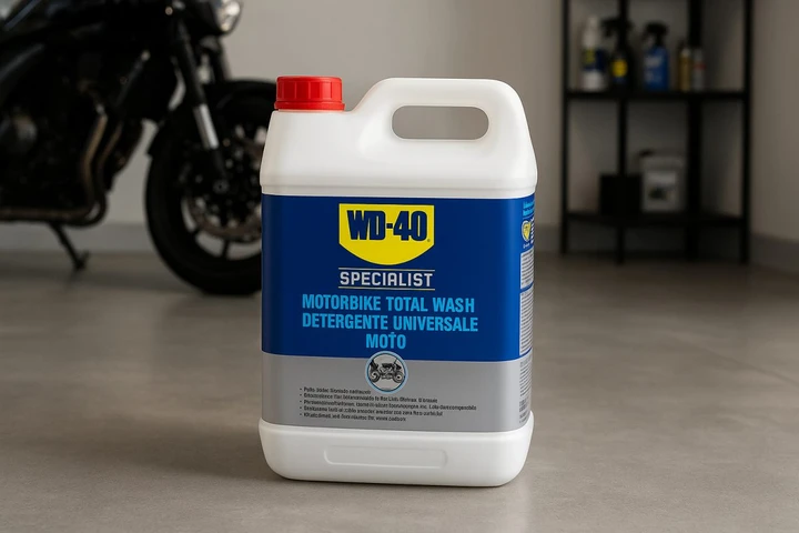 Per la tua moto scegli il detergente WD 40: un prodotto professionale a prezzo top