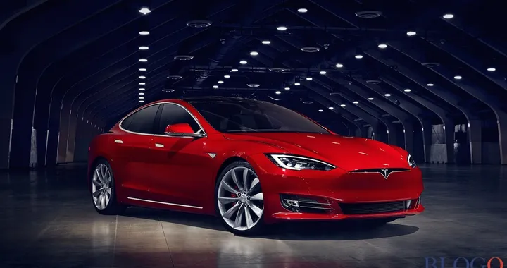Tesla Model S: ecco il restyling
