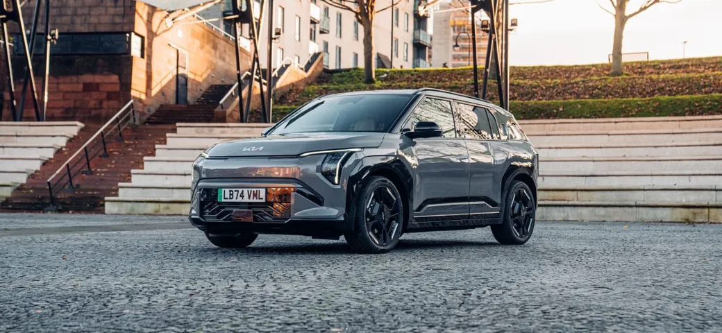 Kia EV3 trionfa ai World Car Awards 2025