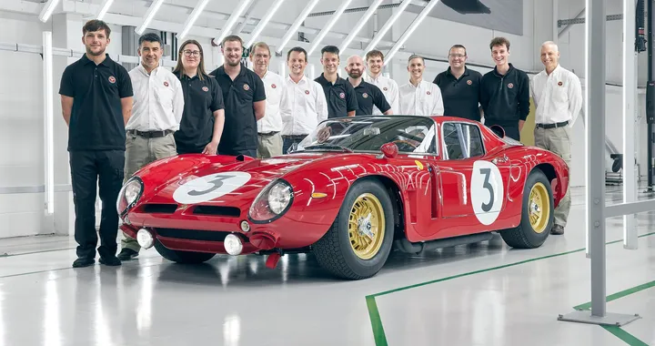 Bizzarrini 5300 GT Revival Corsa: solo 24 esemplari