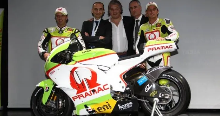 MotoGP: Il Pramac Racing Team 2011 salpa da Genova. Capirossi: "la mia storia in MotoGP non è ancora finita"