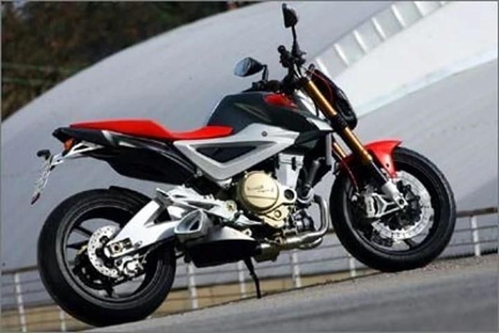 Alla Benelli Due 756 un premio del Motorcycle Design Awards