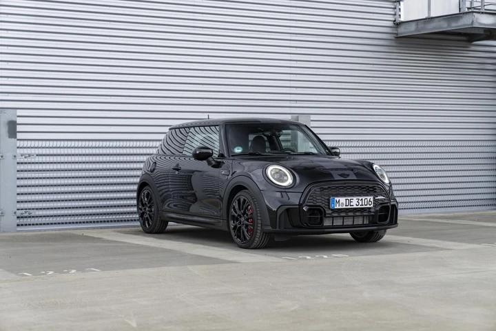 Mini John Cooper Works 1to6 Edition