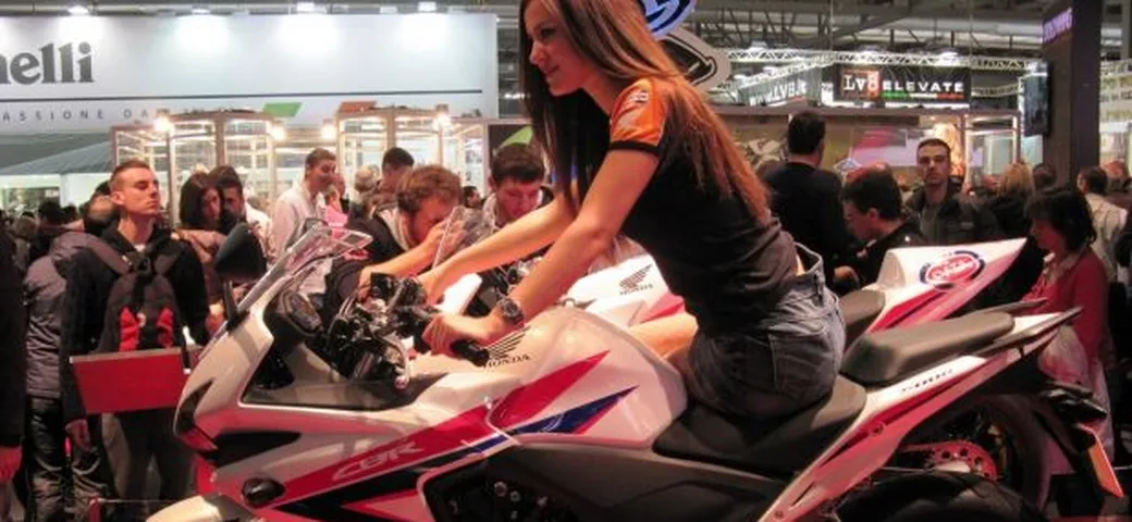 Honda CBR500RR, CB500F e CB500X - Salone EICMA di Milano