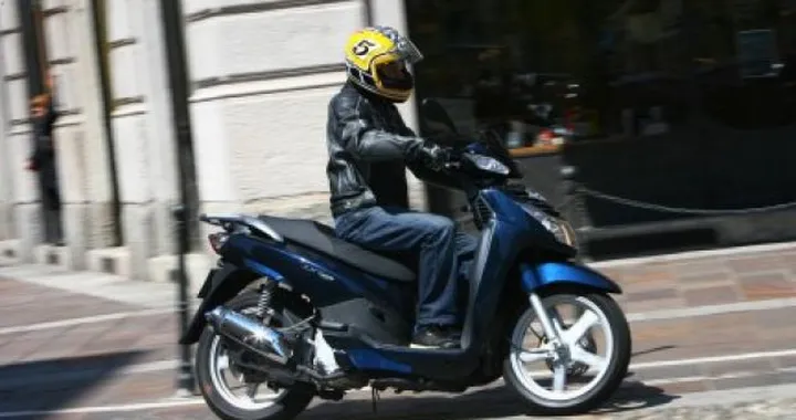 Test Peugeot LXR 2009: cittadino modello