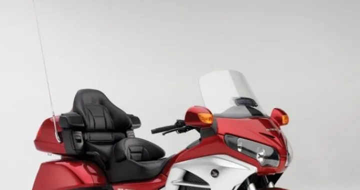 Honda GL1800 Gold Wing 2012: prime foto della nuova generazione