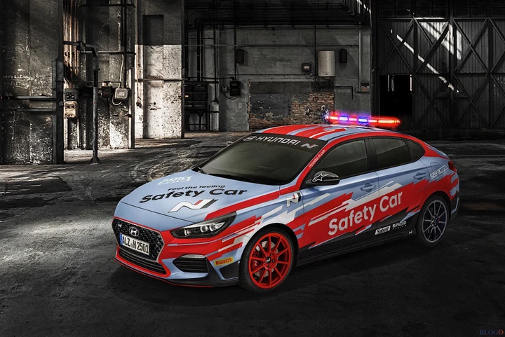 SBK 2019: Hyundai svela la nuova Safety Car
