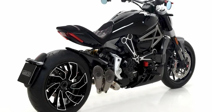 Scarico completo 2:1:2 Arrow per Ducati XDIAVEL