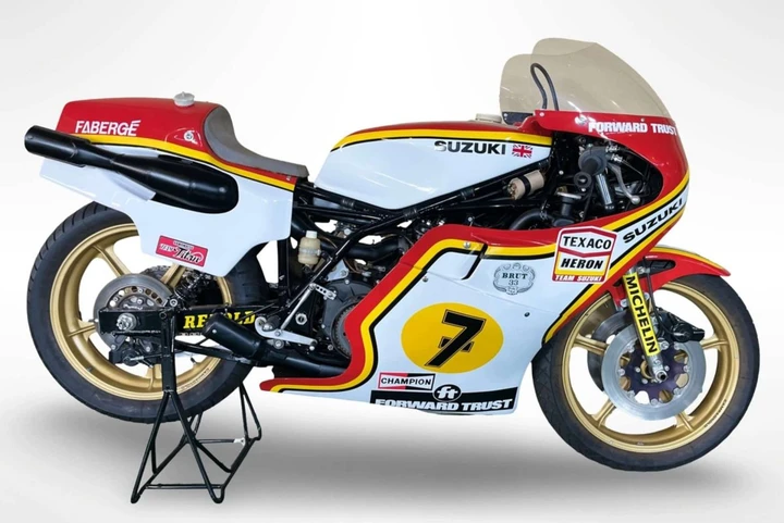 Suzuki RG500 XR14 di Barry Sheene all'asta: icona del 1977