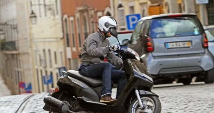 TEST Peugeot Vivacity 125 2010, spazio ai piccoli