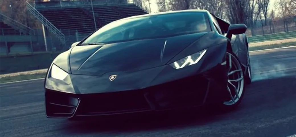 Lamborghini Huracán LP 580-2 [Video]
