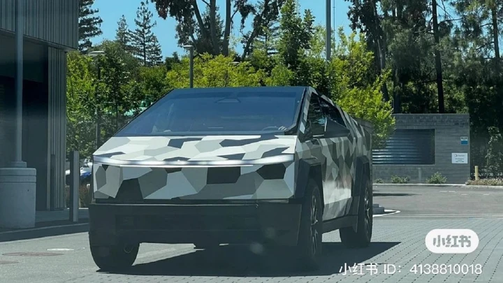 Tesla Cybertruck: emerge un dettaglio che delude molti fan
