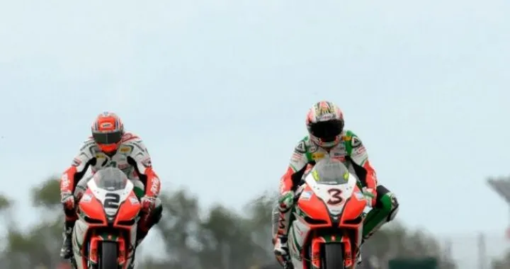 Max Biaggi a Silverstone mantiene le distanze in classifica: "Esco da questo weekend abbastanza contento."