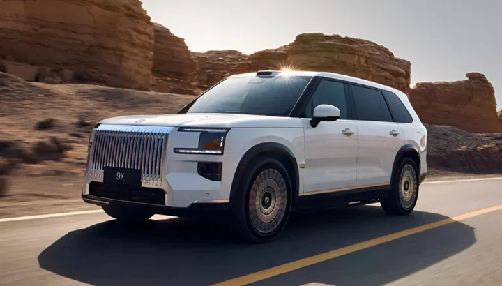 Zeekr 9X supera 50.000 unità: numeri record in Cina