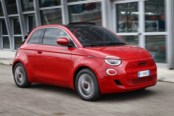 Fiat si conferma leader delle vendite per Stellantis nei primi sei mesi del 2023