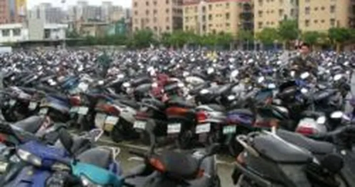 L'eco-scooter va a idrometano