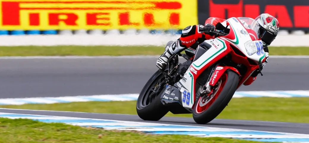 Supersport: Jacobsen e MV Agusta in pole