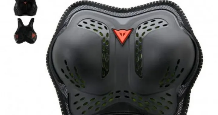 Dainese Thorax Pro Lady: la protezione frontale per le donne