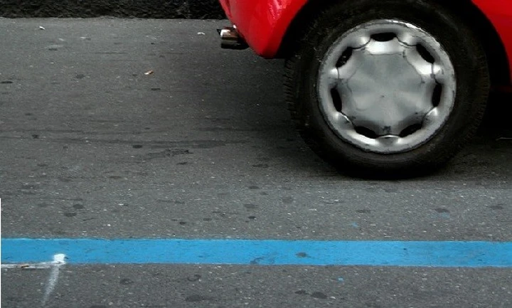 Roma, il TAR boccia l'aumento delle tariffe nelle strisce blu