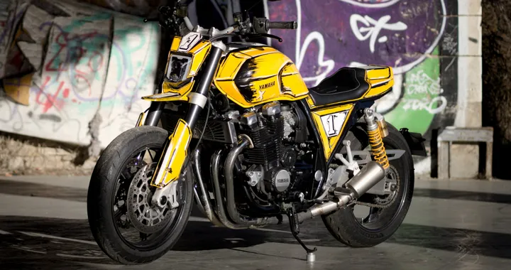 Tributo a Kenny Roberts: la Yamaha XJR1300 Street Tracker di Tumulte è l'omaggio al mito