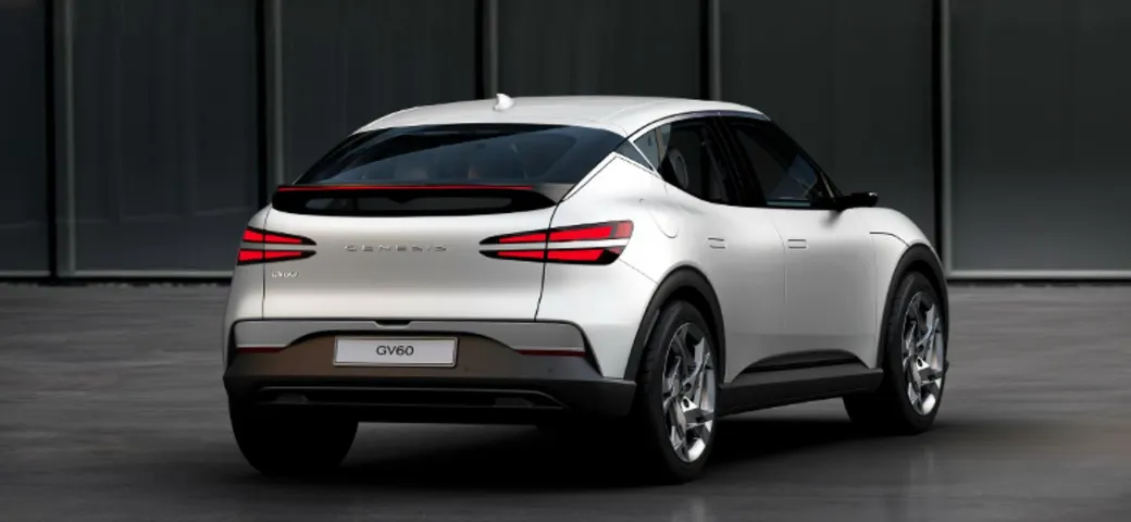 Hyundai Genesis GV60 2023: basta uno sguardo per aprirla