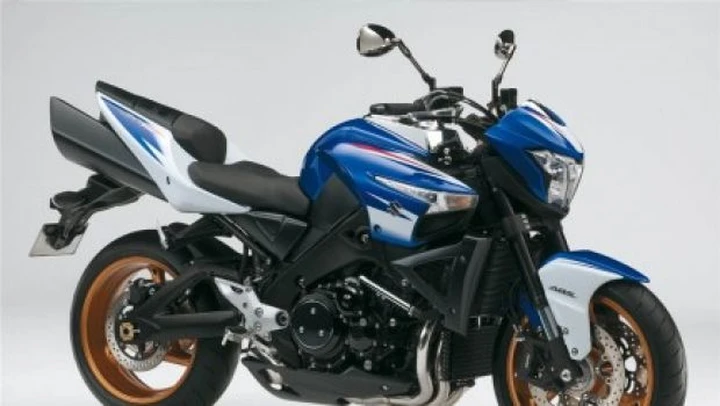 Suzuki B-King 2010: nuova colorazione in arrivo