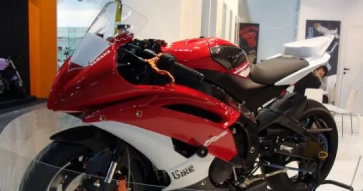 Presentate all'Eicma di Milano tre Yamaha firmate Assobike