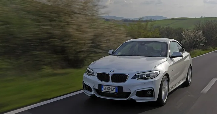 BMW Serie 2 Coupé e BMW M235i: prezzi, prova e informazioni
