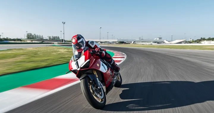 Ducati Panigale V4 25°Anniversario 916