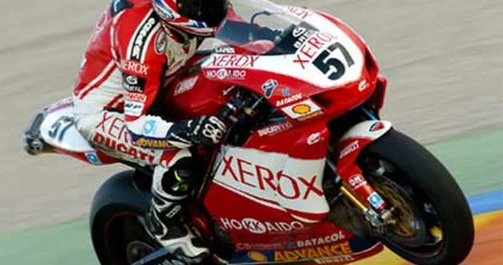 SBK: Lanzi e Bayliss dominano i test di Valencia