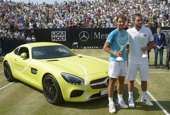 Rafa Nadal e la Mercedes-AMG in regalo: Si può cambiare colore?