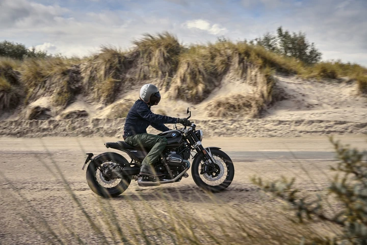 ingrandisci immagine