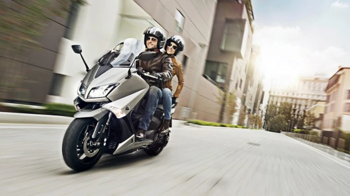 Mercato: ottobre posivo per moto e scooter. +1,9% il progressivo 2014
