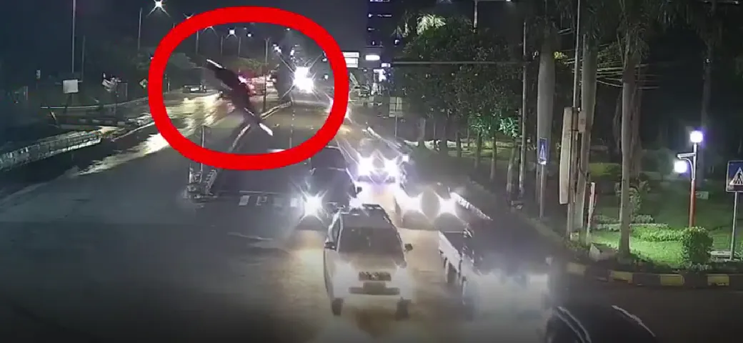 Segue il navigatore e precipita da un ponte in costruzione