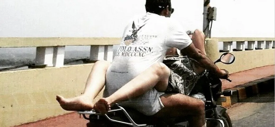 Fanno sess0 in moto, multati!