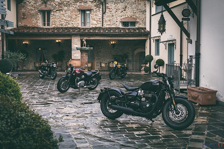 Triumph Spirit of ’59: il test delle classiche moderne