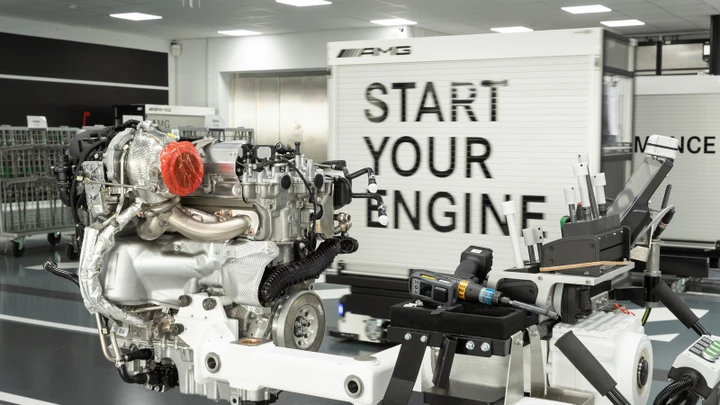 Mercedes AMG: un altro quattro cilindri da record