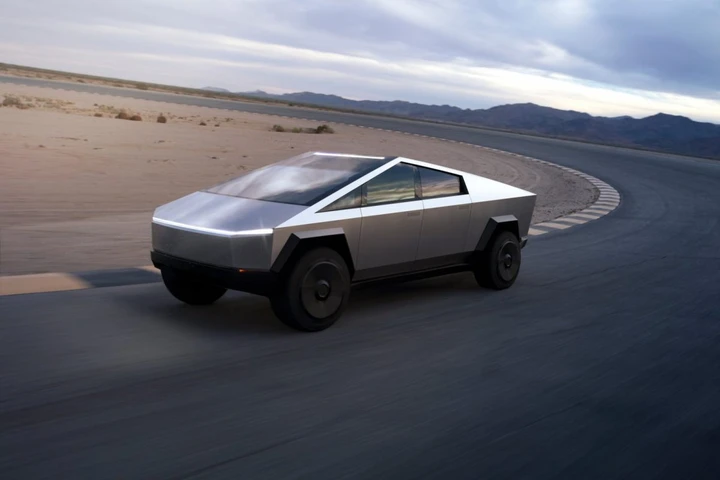 Tesla Cybertruck, da sogno a incubo: il declino del pick-up di Musk