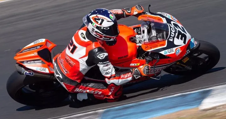 ASBK: Troy Bayliss correrà con il numero 32