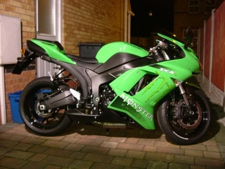 Kawasaki ZX-6R Replica Monster