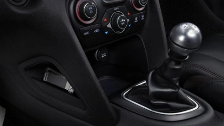 Curiosità: negli Stati Uniti aumentano le immatricolazioni di automobili con cambio manuale