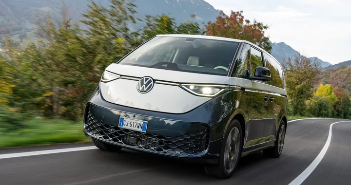 Volkswagen ID. Buzz: prezzo, prova, autonomia del Bulli elettrico