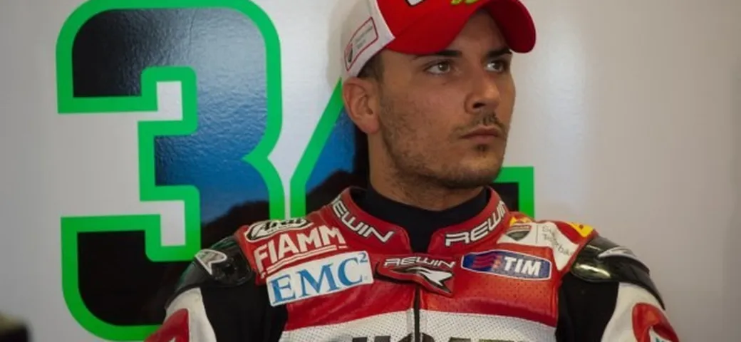 SBK Donington 2014, Giugliano in pole: 